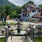 Molfar & карпати Hotell Sjaian