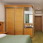 Molfar & карпати 5* Sjaian