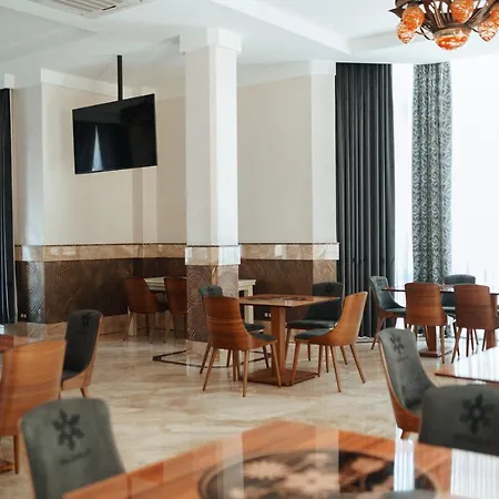 Molfar & карпати Hotel Saján