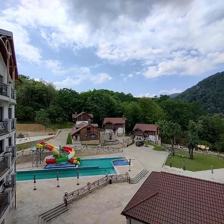 Molfar & карпати Hotel