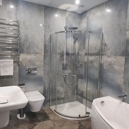Molfar & карпати 5*