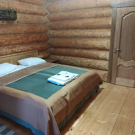Ξενοδοχείο Molfar & карпати Shaian
