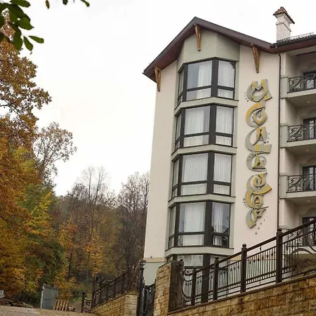 Molfar & карпати Ξενοδοχείο 5*