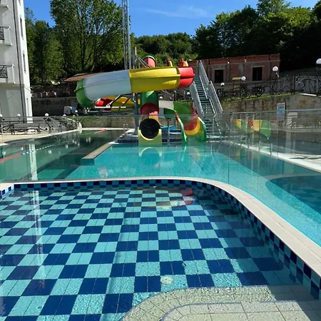 Molfar & карпати Szálloda 5*