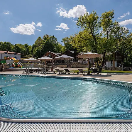 Hotel Molfar & карпати 5*