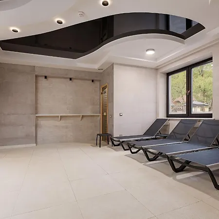 Hotel Molfar & карпати 5*