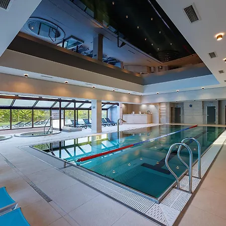 Hotel Molfar & карпати 5*