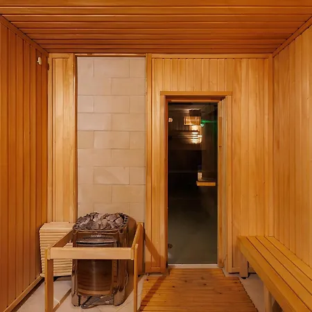 Molfar & карпати 5*