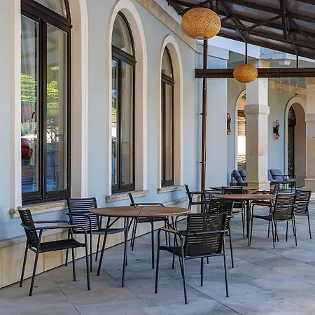 Molfar & карпати Hotel 5*