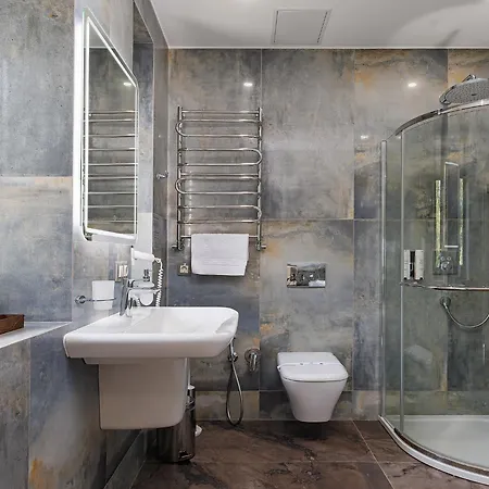 Hotel Molfar & карпати Saján