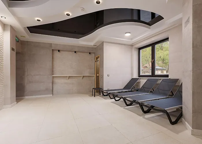 Hotel Molfar & карпати 5*