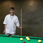 ホテル Molfar & карпати