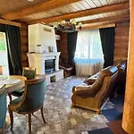 Molfar & карпати ホテル