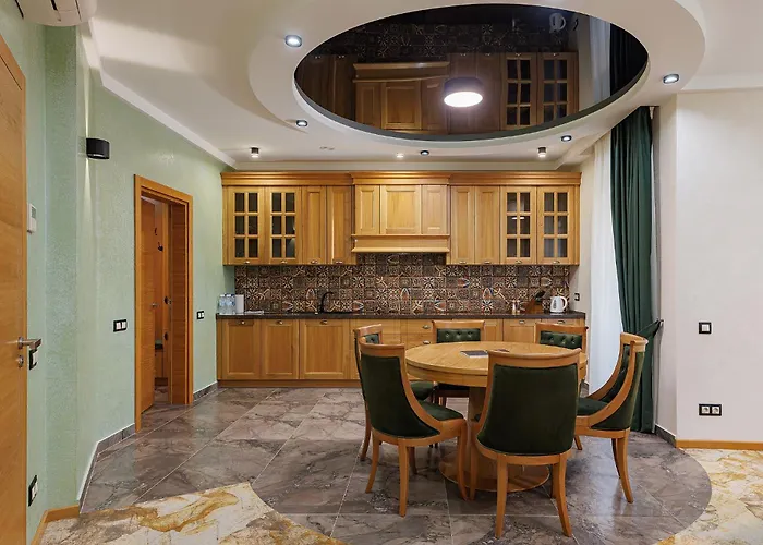Molfar & карпати Otel
